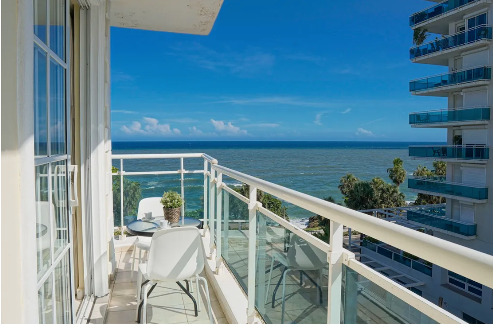 Luxury Home with Panoramic View - Property with 4 bedrooms and 4 bathrooms in Santo Domingo